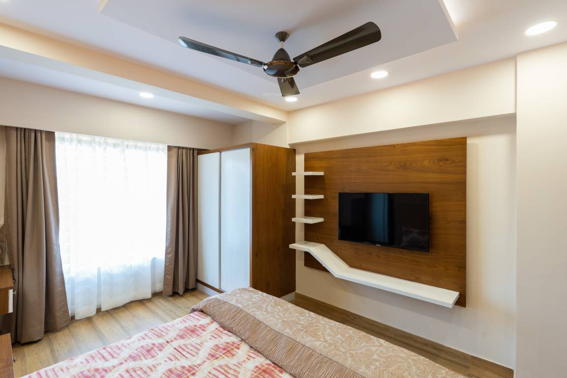  prabhu s violetta Bedroom