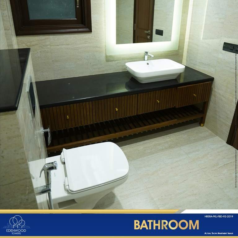 edenwood towers Bathroom