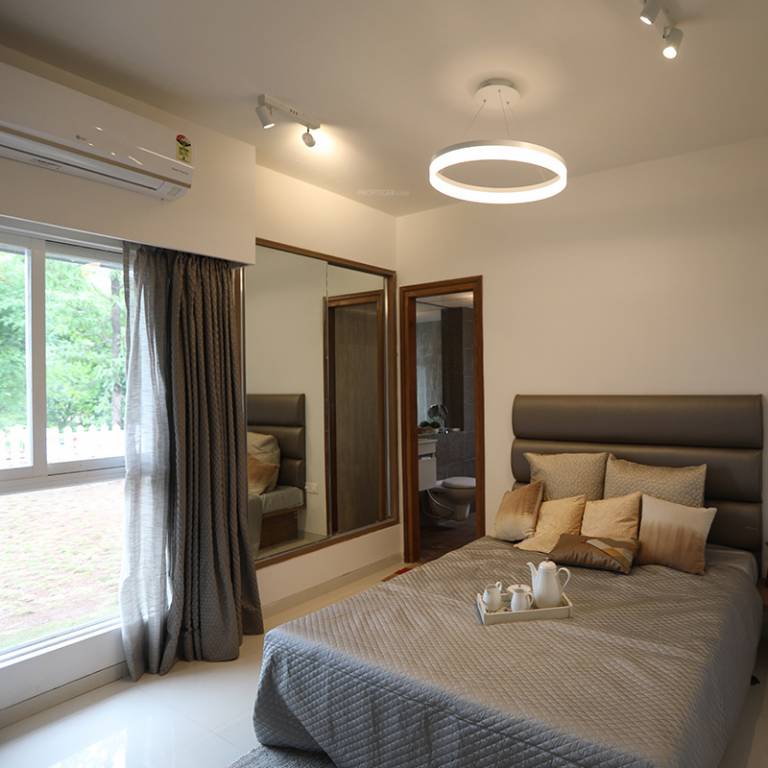 Wadhwa Wise City South Block Phase I Plot RZ8 Building 4 Wing F2