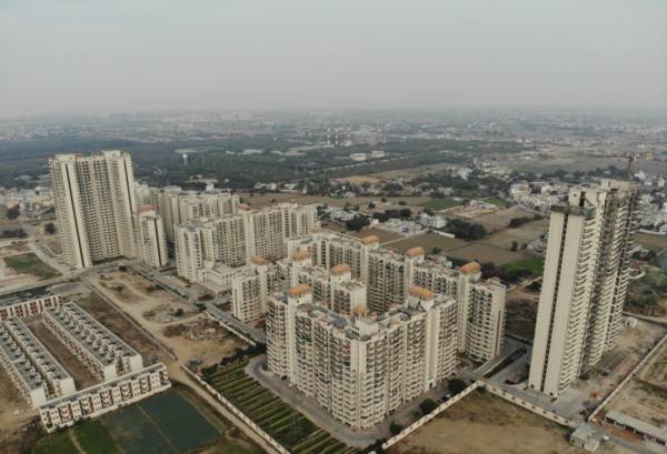 Elevation pivotal-royal-heritage Elevation