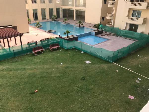  royal-heritage Swimming Pool