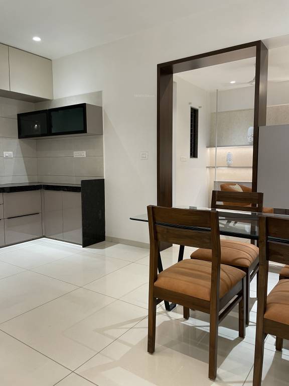  ultima lifestyle Dining Area