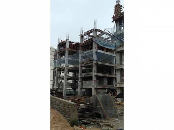 constructionStatus of Roongta Green Leaf