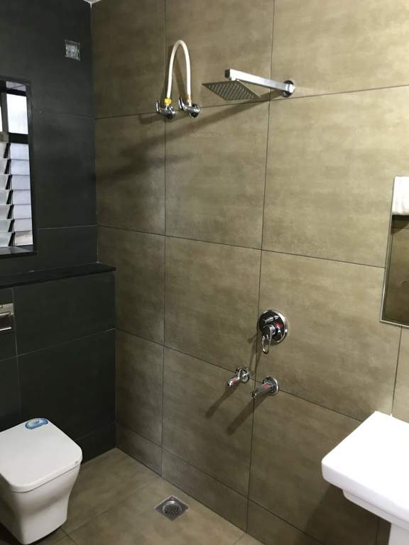  palacia i greens a Bathroom