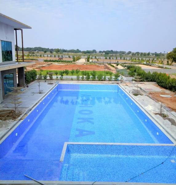  n-kadiris-central-park Swimming Pool