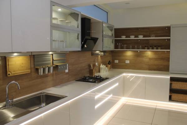  city-tower-c Kitchen