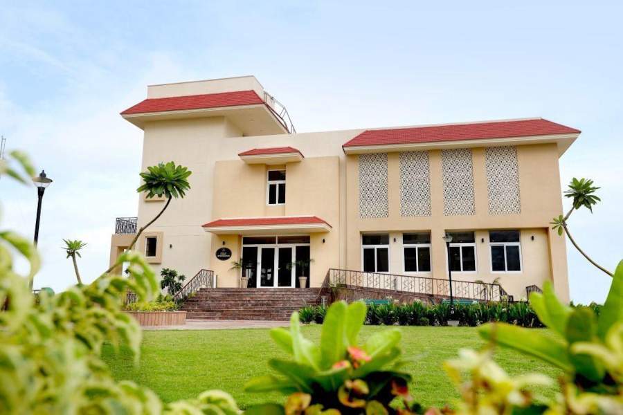  greens ews block Club House