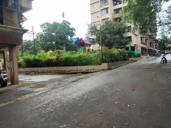  suburbia-iii Internal Roads