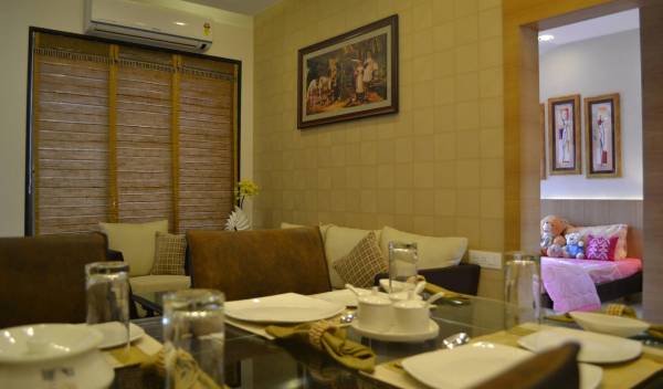  suburbia-iii Dining Area