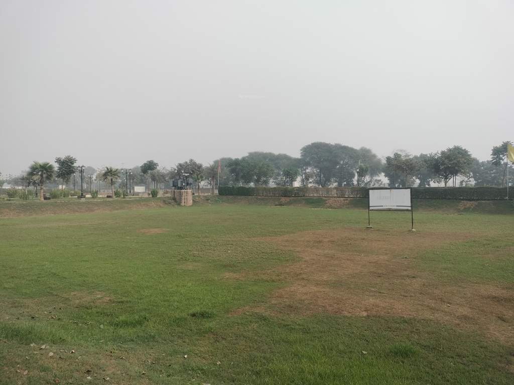 omaxe city Plot