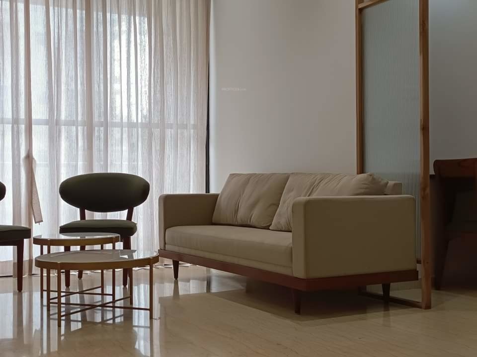 g platinum Living Area