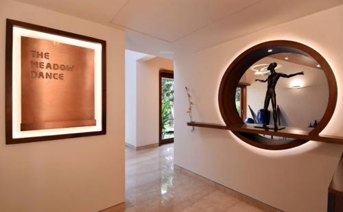  the-meadow-dance-phase-ii Entrance Lobby