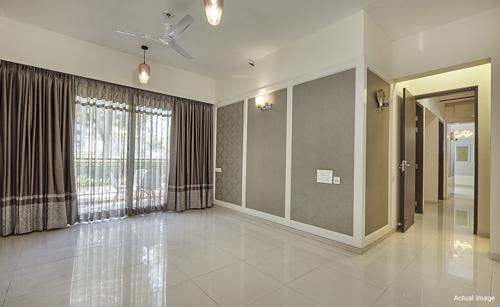  elysia-iii Living Area