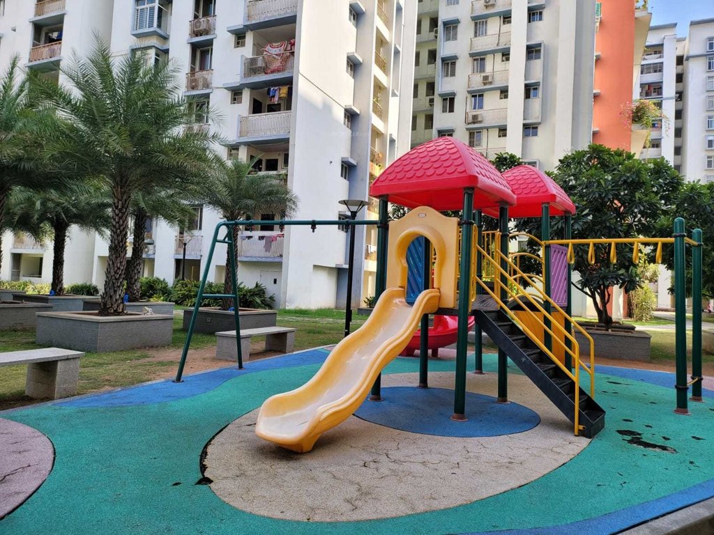  silver heights Children's play area