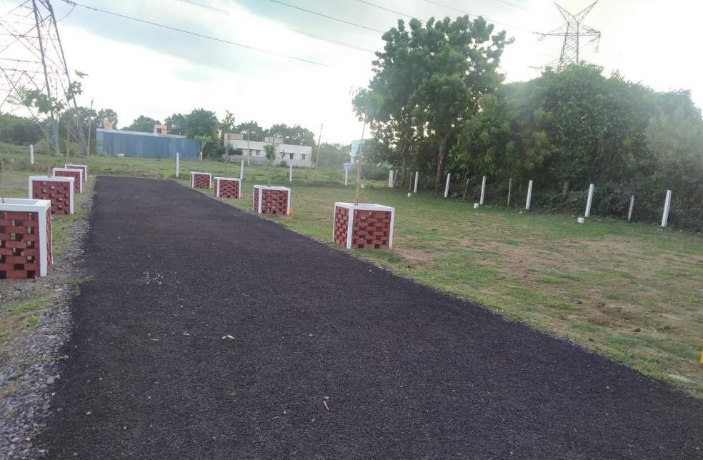  southern meadows Plot