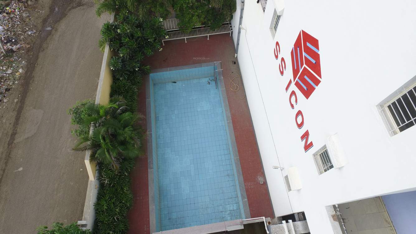  icon phase i Swimming Pool