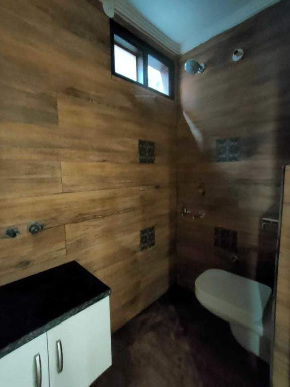  homes Bathroom