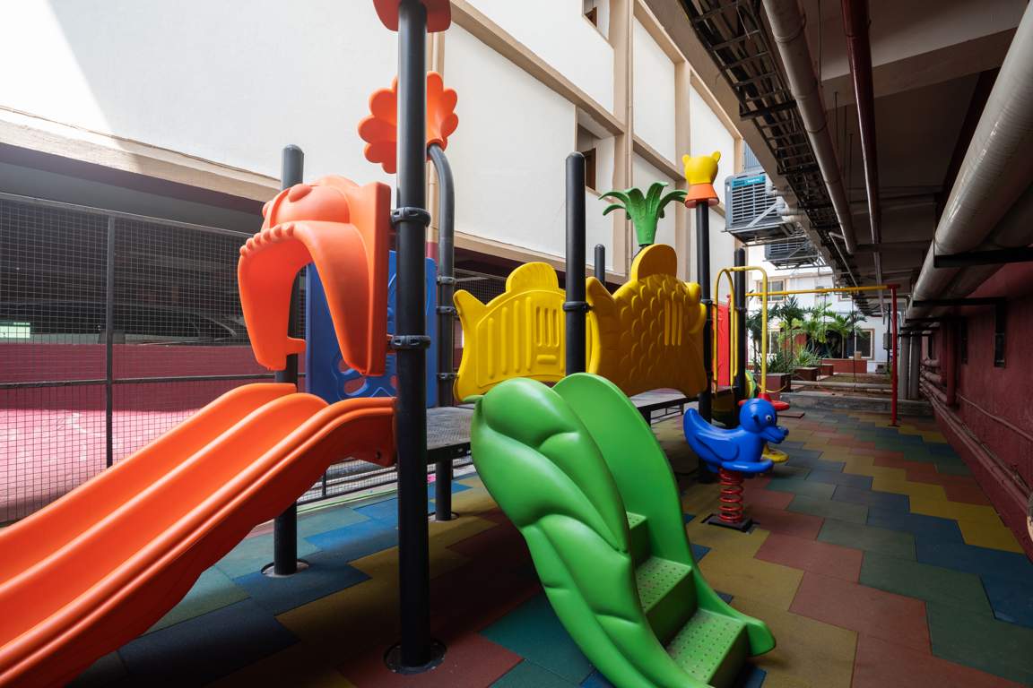  signature Children's play area