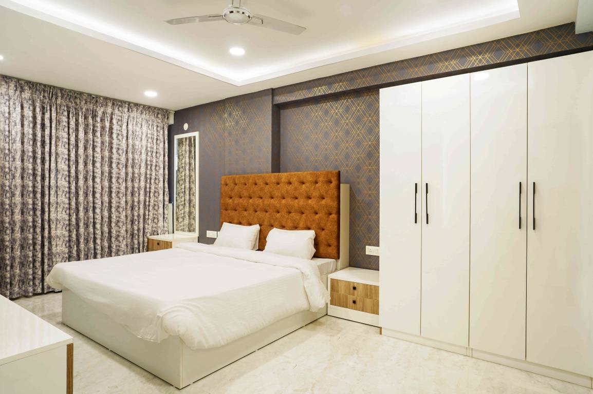  signature Bedroom