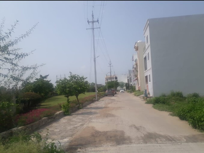  raisina phase iv Internal Roads & Footpaths