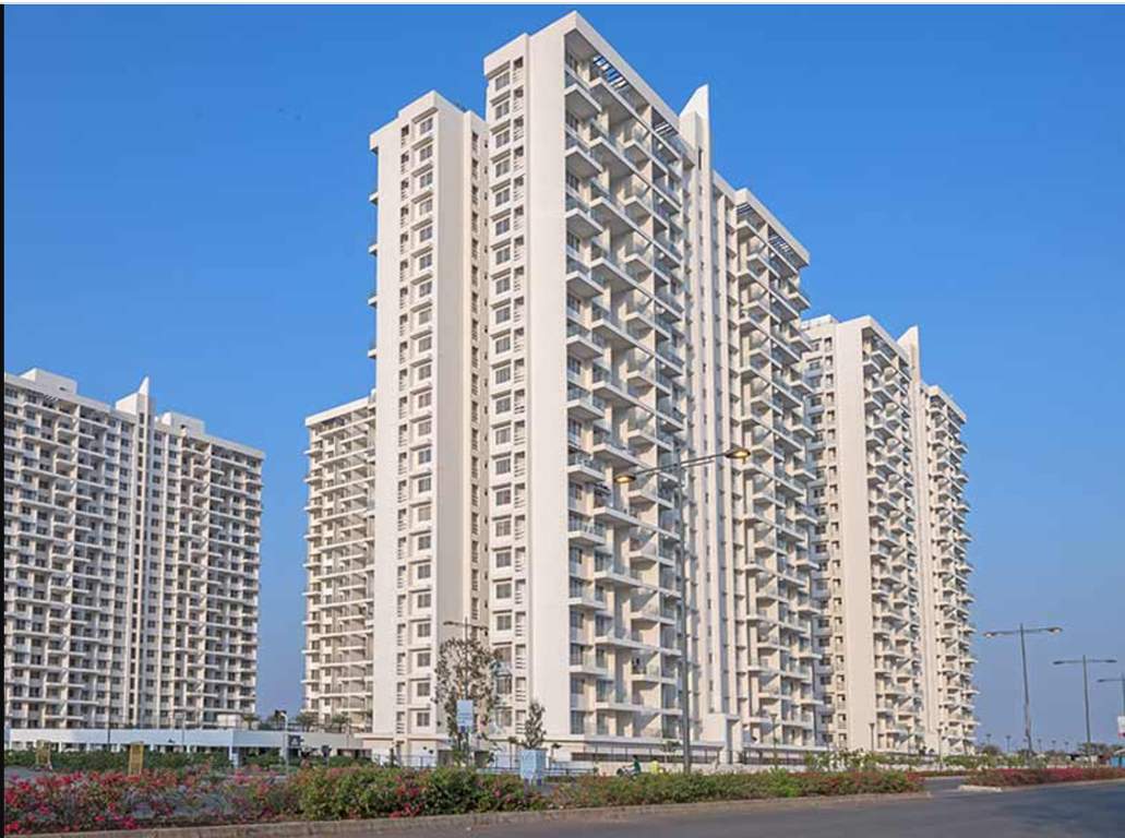 life republic sector r7 7th avenue i towers Elevation