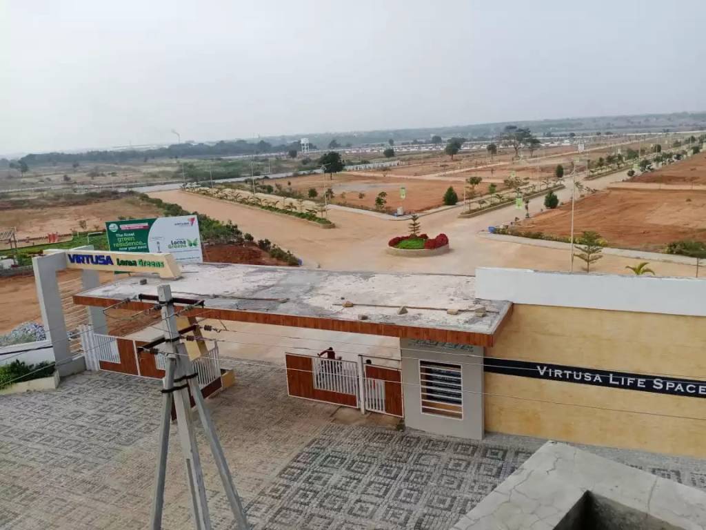  lorna greens plot Plot