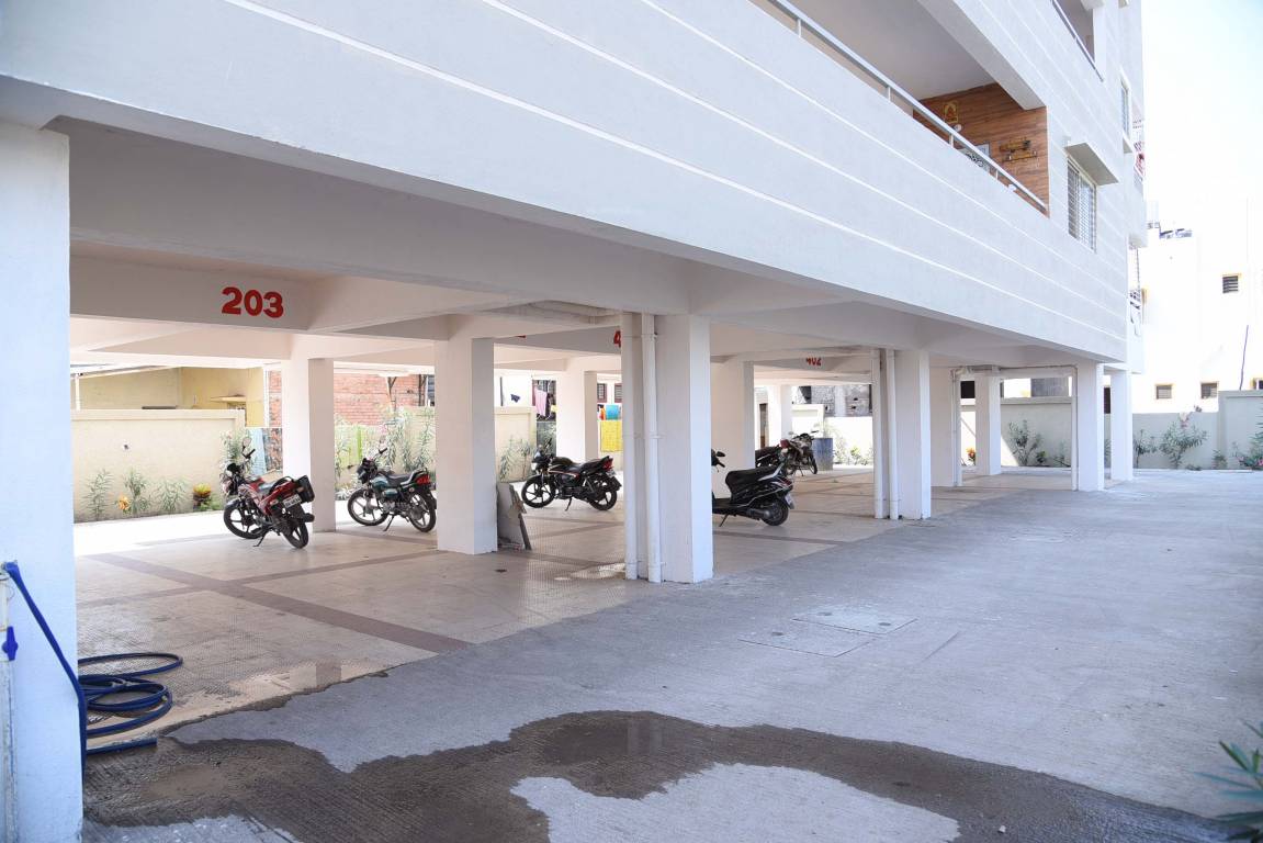 gardens Open Parking