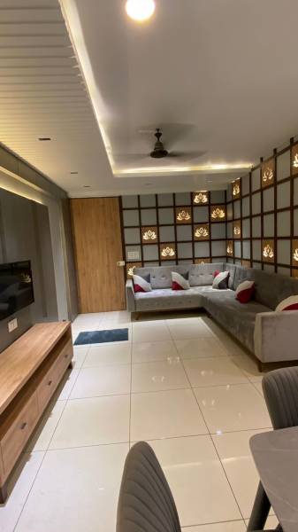  ekdant-skyline Living Area