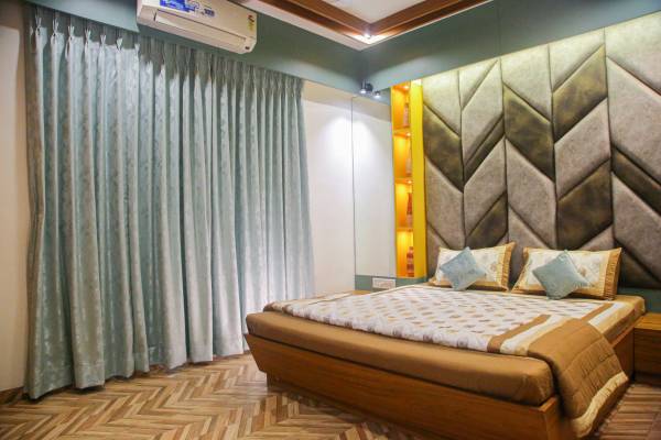  shri-hari-green Bedroom