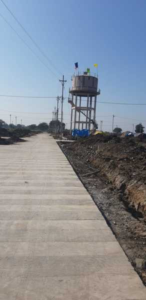 Others paramount-city Others