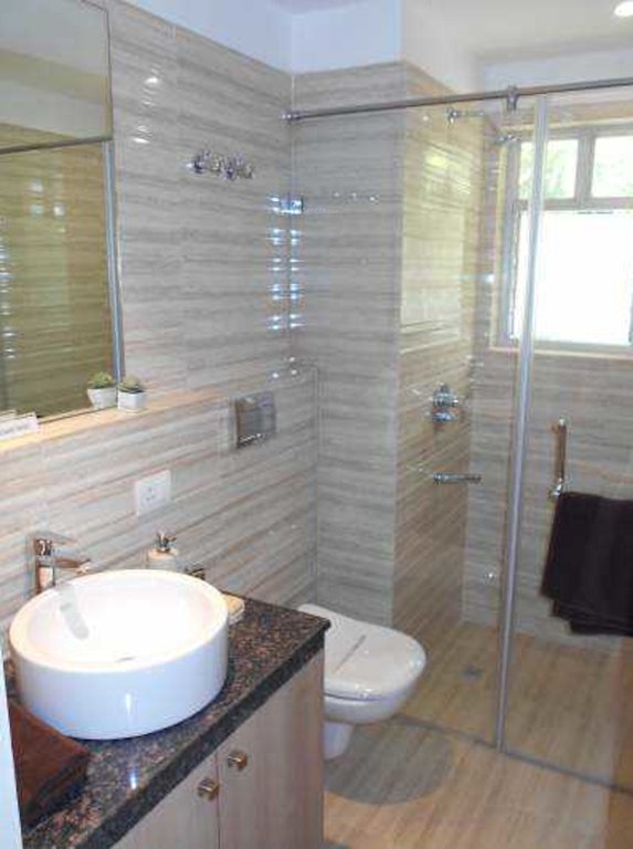  elita garden vista Bathroom