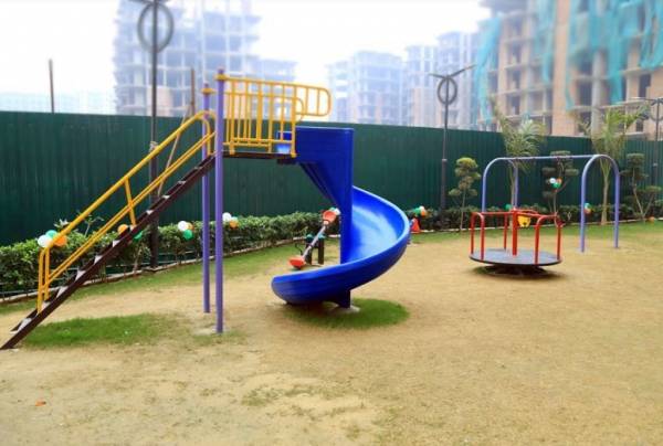  heights-phase-2 Children's play area