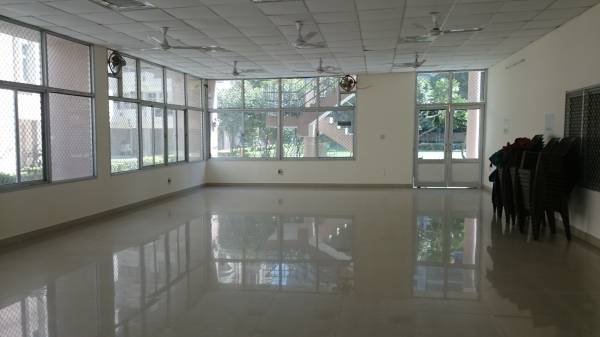  galaxy-apartment Party Lawn