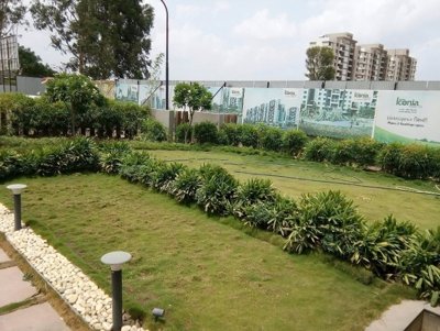  iconia-phase-v Landscaped Gardens