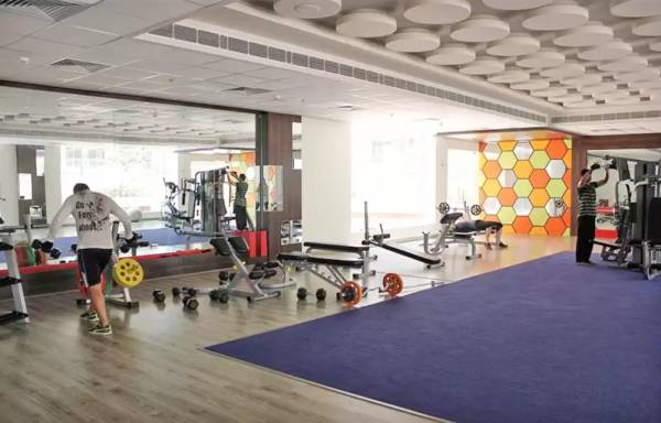  crown-tower Gymnasium