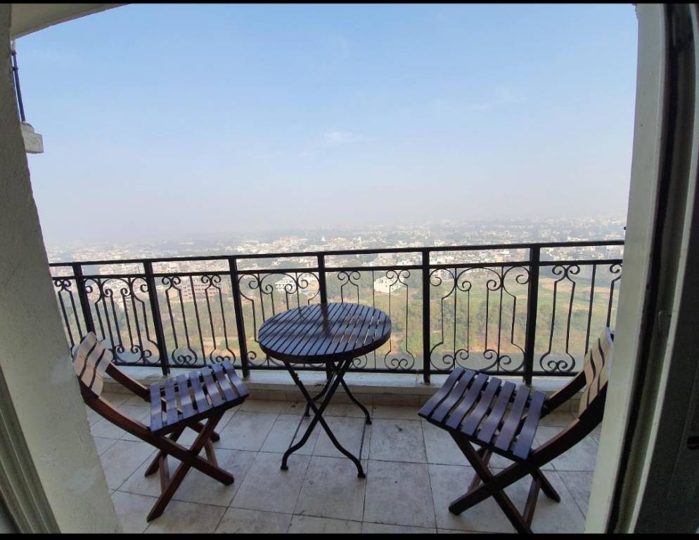 capital greens Balcony