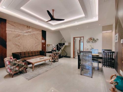  royal-exotica Living Area