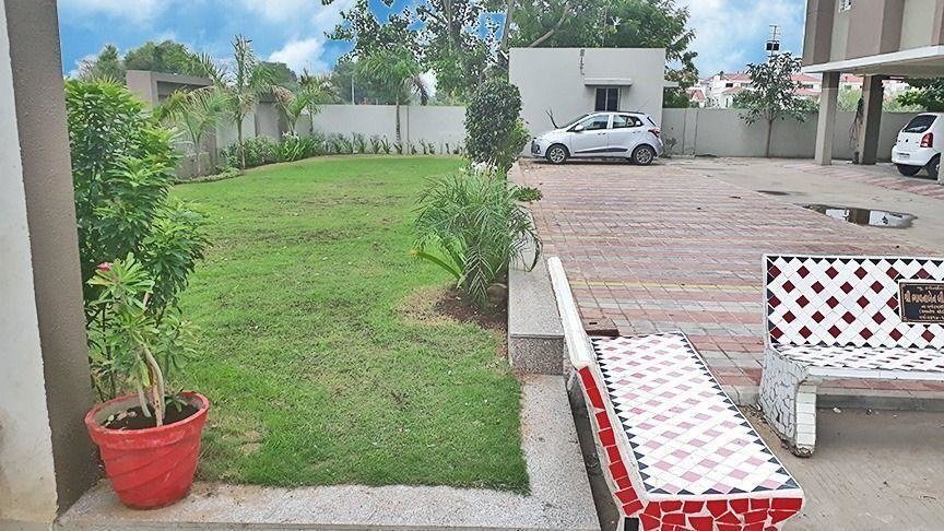  enclave Landscaped Gardens