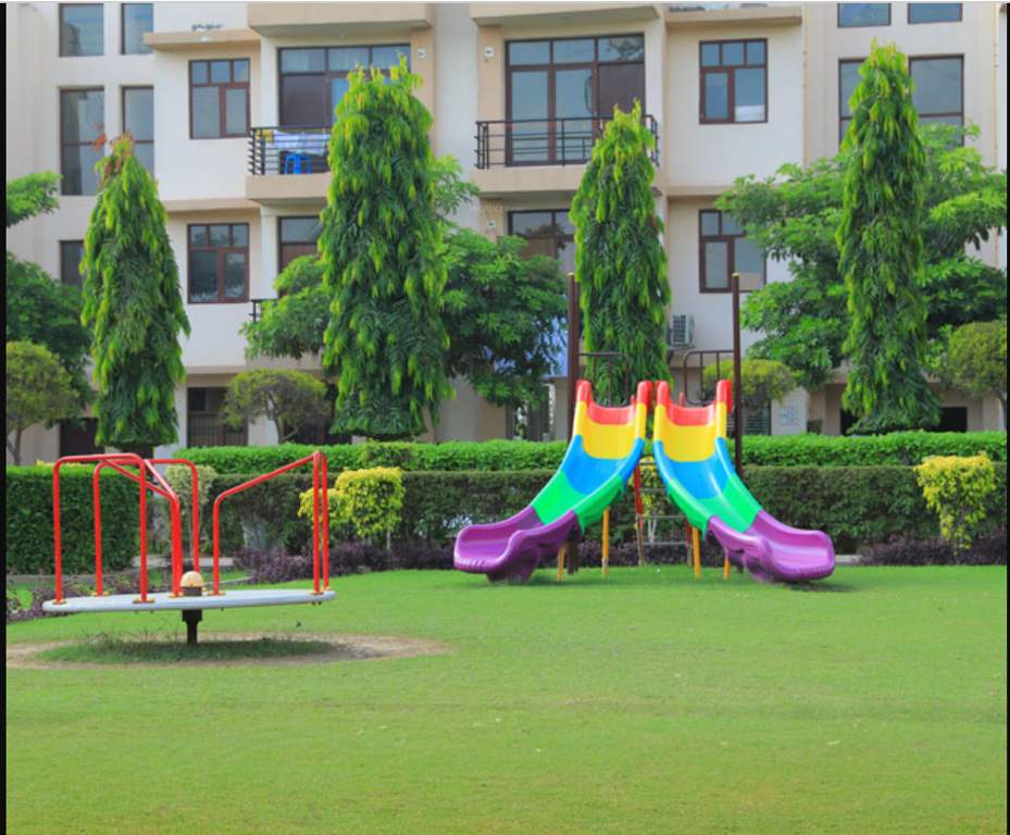  wave floors Children's play area