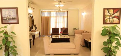  wave-floors Living Area