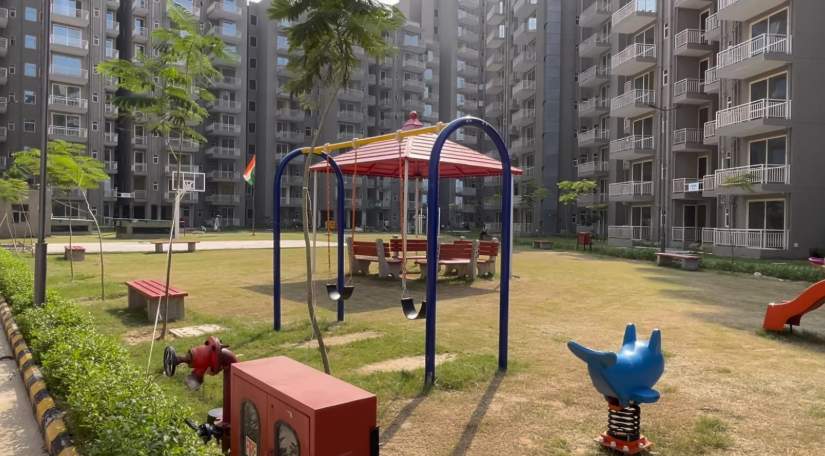  habitat residences Children's play area