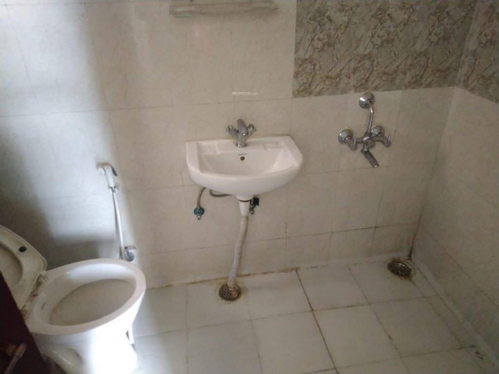  heights phase i Bathroom