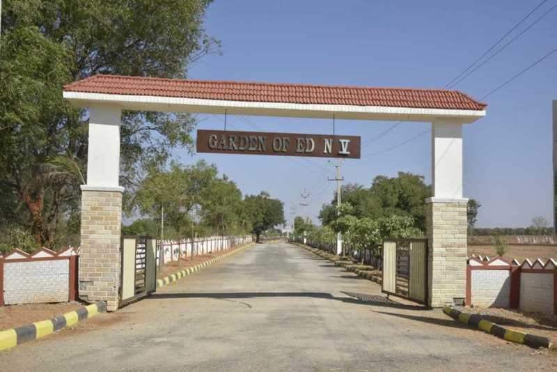  garden of eden v Gated Community