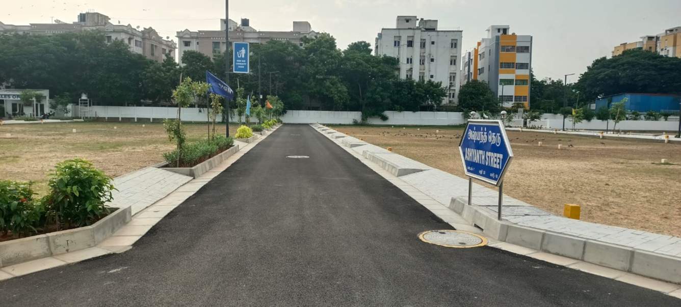  ch40 Internal Roads & Footpaths