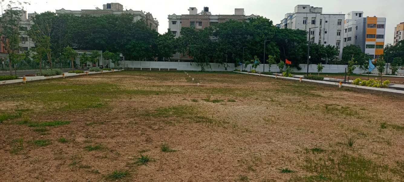  ch40 Landscaped Gardens