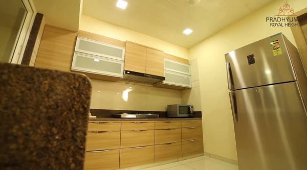 Kitchen royal-heights Kitchen