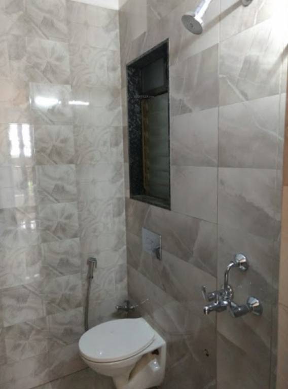  solitaire phase ii Bathroom