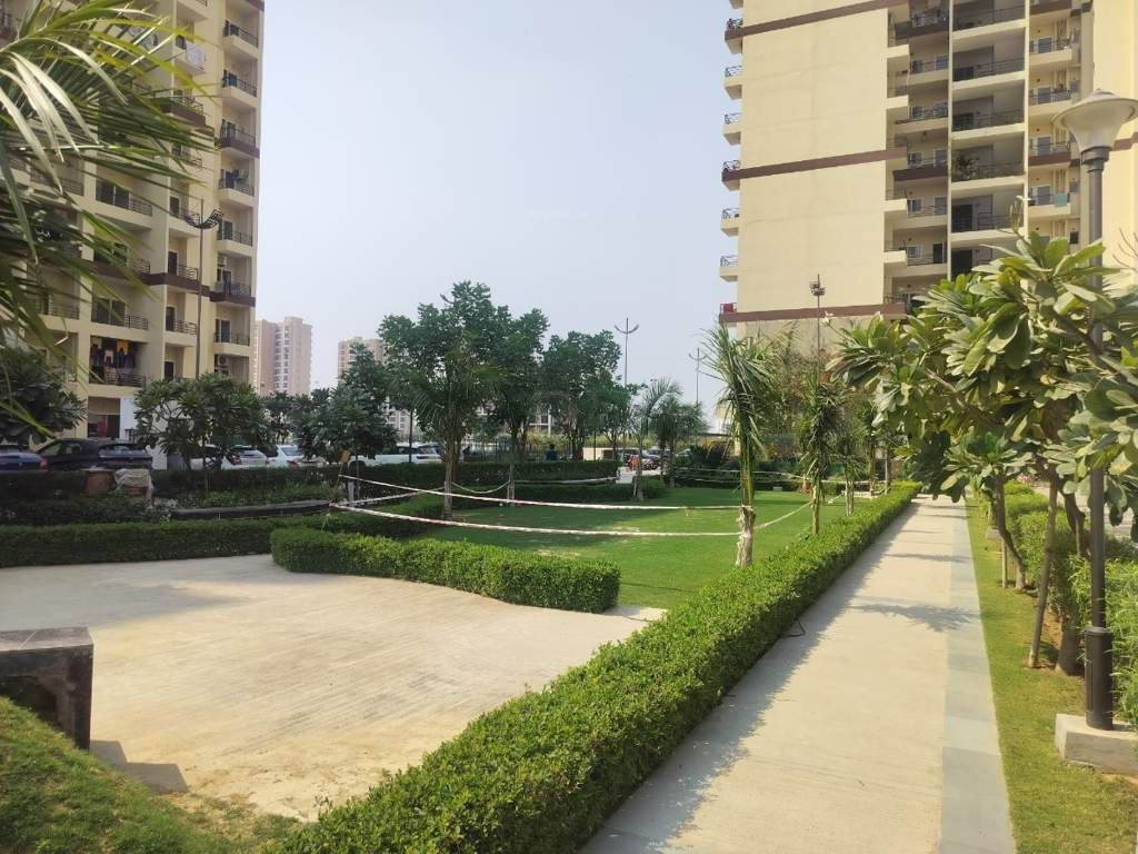  okas residency Landscaped Gardens