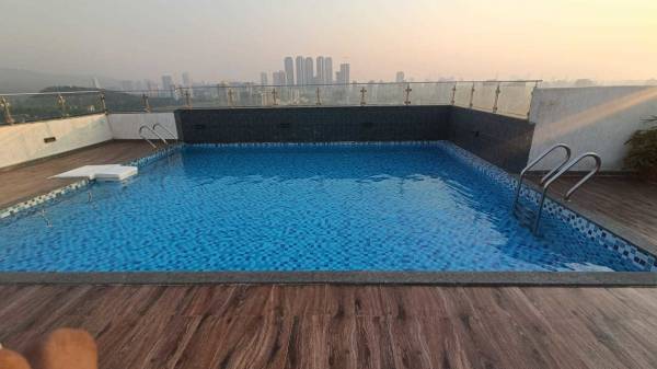  allure Swimming Pool