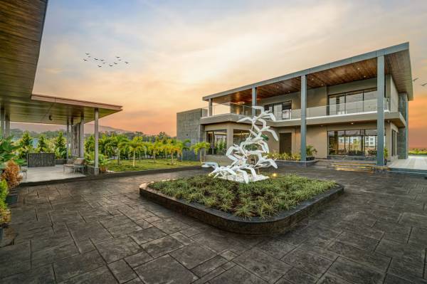 Elevation up-life-phase-1 Elevation